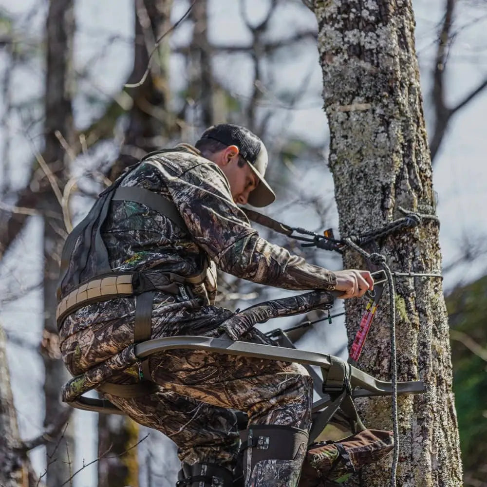 Climbing Treestand