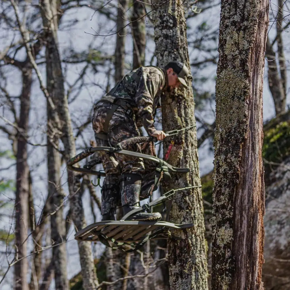 Climbing Treestand