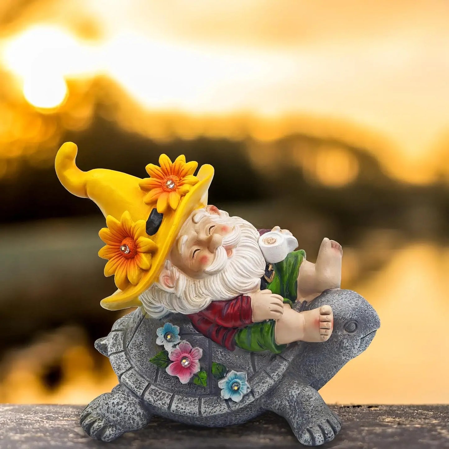 Garden Solar Statue Light