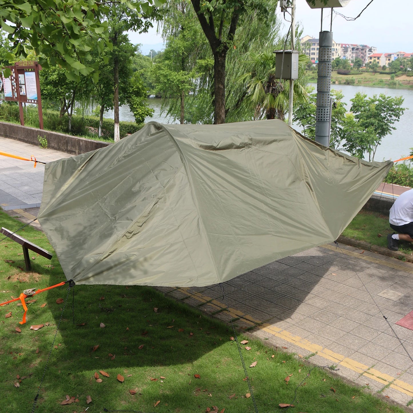 2-Person Tree Tent Hammock with Mosquito Net & RainFly